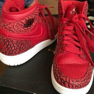 Air Jordan 1 Retro HI Prem bg